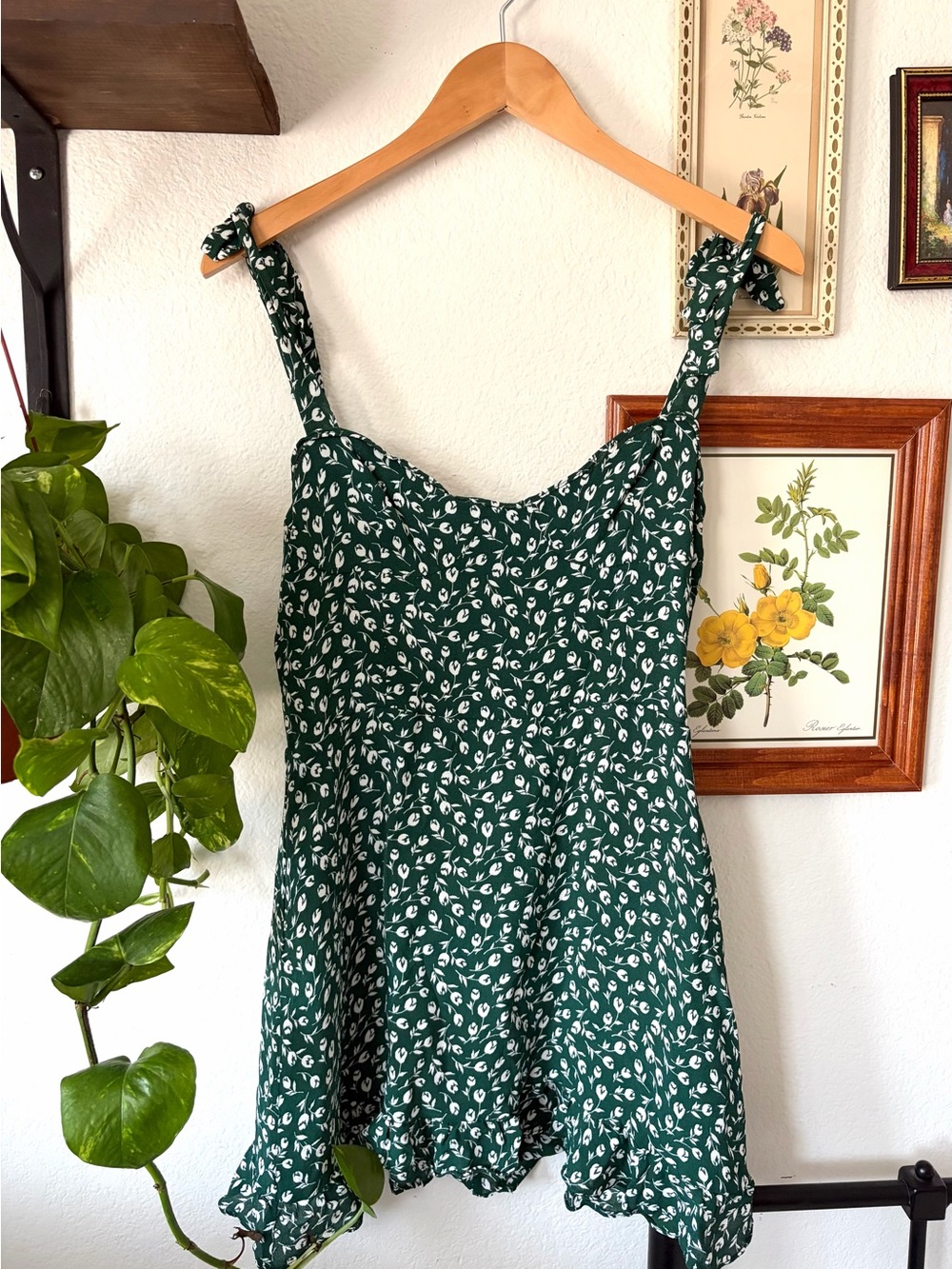 Reformation Christine Mini Dress Floral Green - 10-12 but READ DESCRIPTION